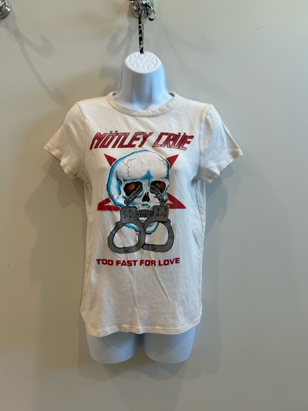 Mötley Crüe 'Too Fast for Love' Cream Graphic Women’s Tee Size Medium